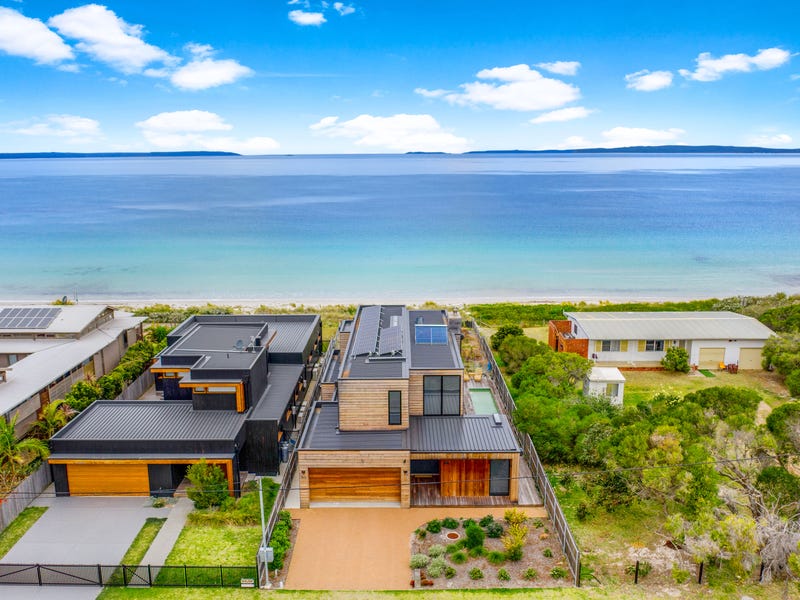 93 Quay Road, Callala Beach, NSW 2540