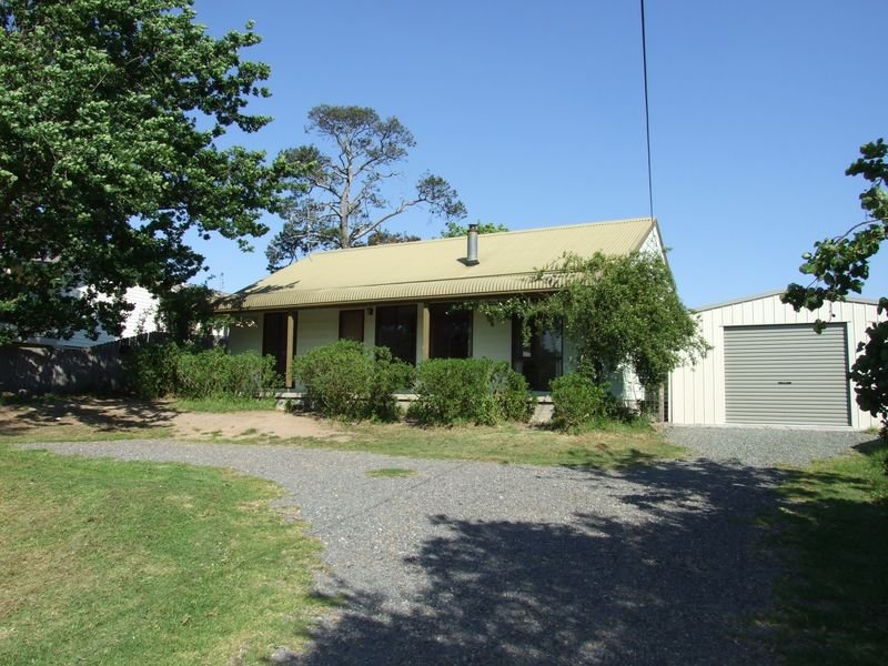 17 Bank Street, Cobargo, NSW 2550 Property Details