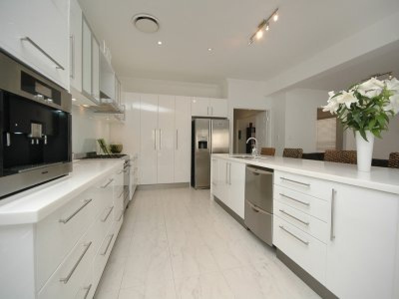 11 Crombie St, Clayfield, Qld 4011 Property Details