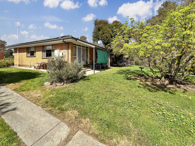 103 Traton St, Wahgunyah, Vic 3687 House for Sale
