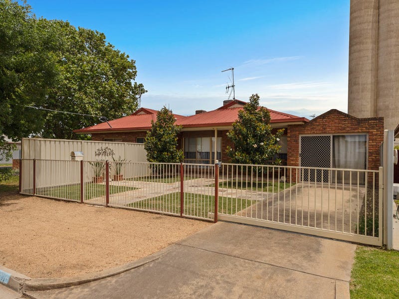 1/37c Tom Street, Yarrawonga, Vic 3730 Property Details