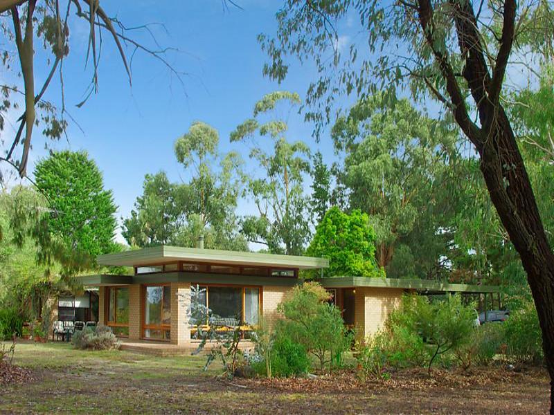 325 Bawtree Road, Leopold, Vic 3224 Property Details