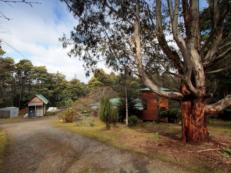 37 McQueens Road, Snug, Tas 7054 Property Details