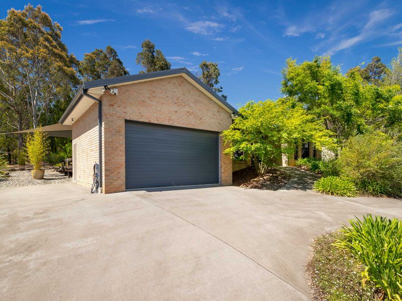 4 Waterfront Close, Mossy Point, NSW 2537