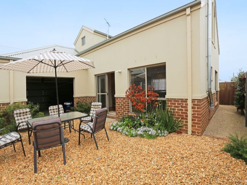 2/8 Hereford Street, Portarlington, VIC 3223