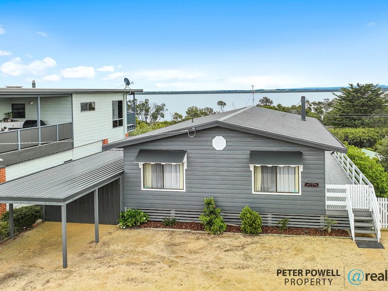 19 Wattle Grove, Loch Sport, VIC 3851 19 Wattle Grove, Loch Sport, VIC 3851