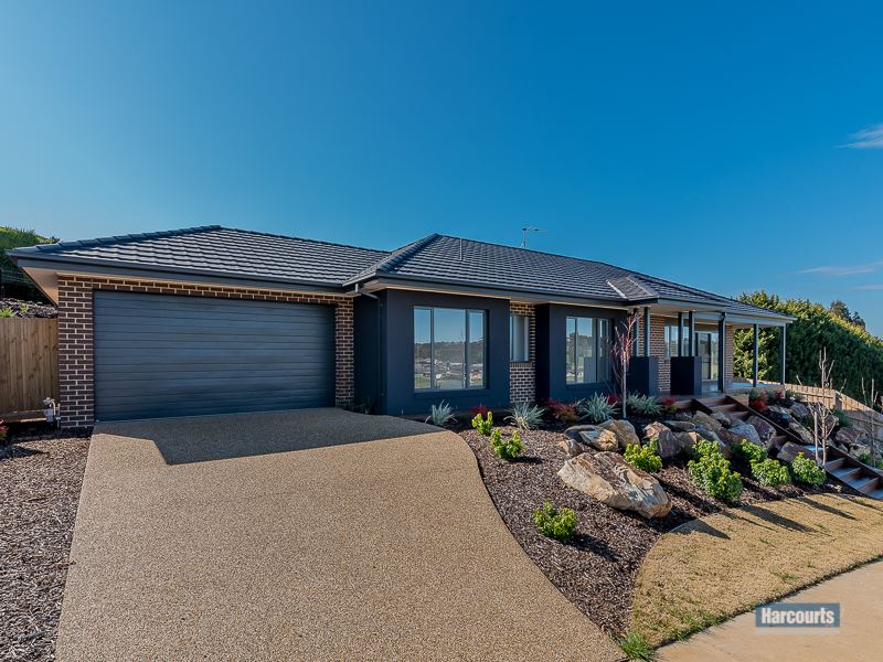 42 Manikato Drive, Drouin, Vic 3818 Property Details