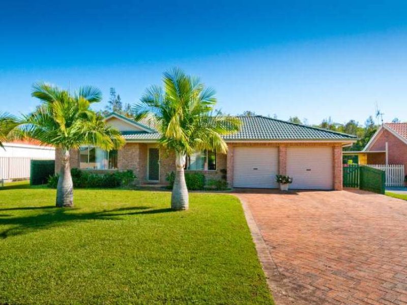 77 Marian Drive, Port Macquarie, NSW 2444