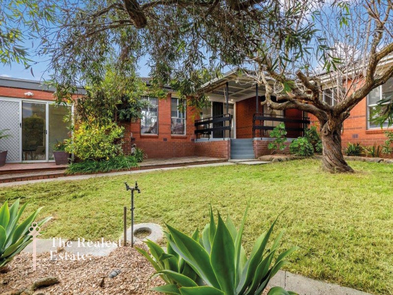 34 Freeland Grove, Jacana, VIC 3047