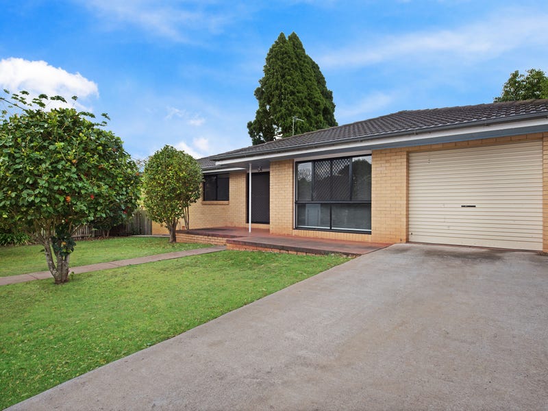 3 Maple Street, East Toowoomba, QLD 4350