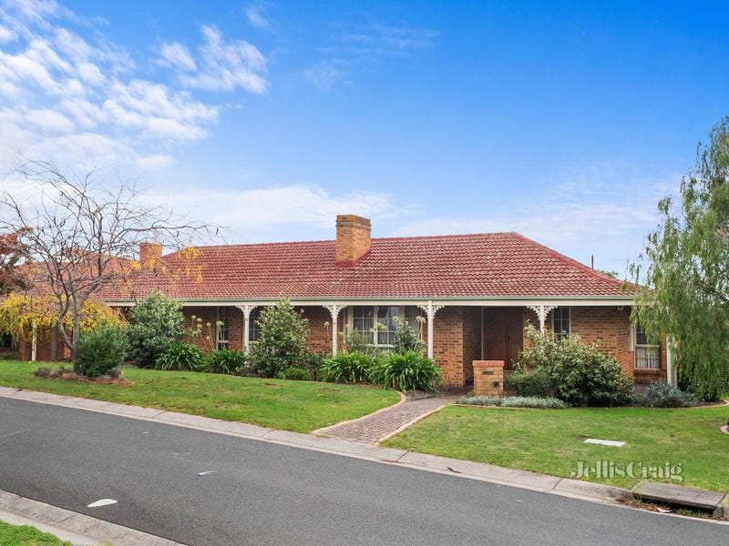 13 Larool Avenue, St Helena, VIC 3088