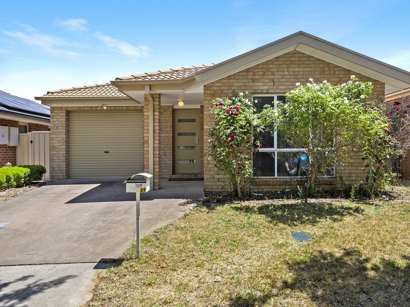 39 Henry Kendall Street, Franklin, ACT 2913 Property Details