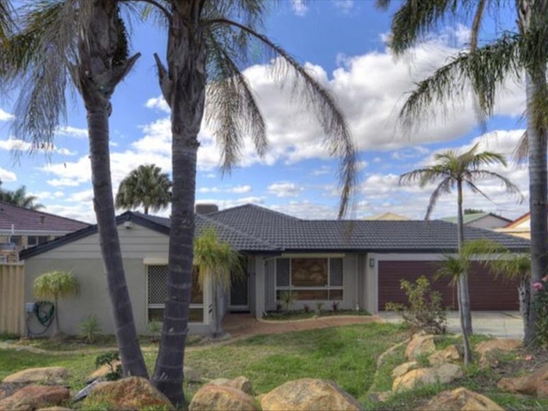 64 The Avenue, Alexander Heights, WA 6064