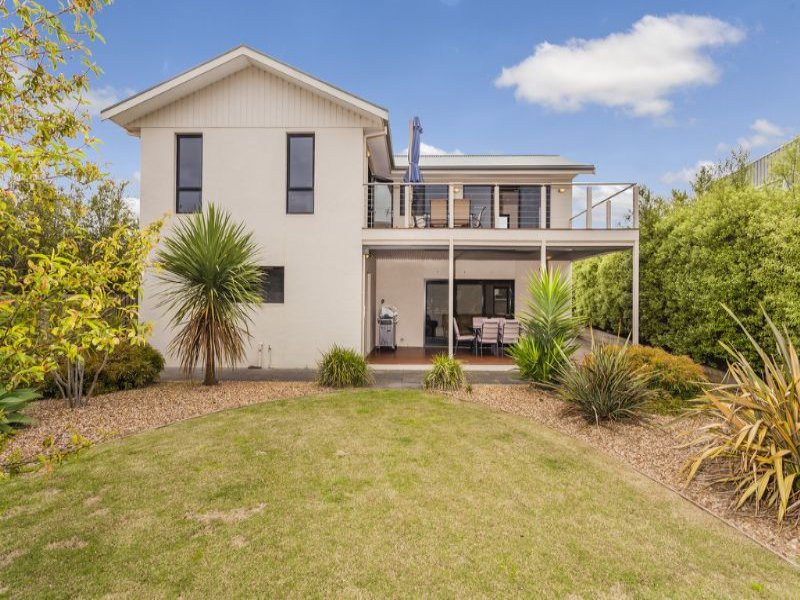 13 Empire Court, Torquay, Vic 3228 Property Details