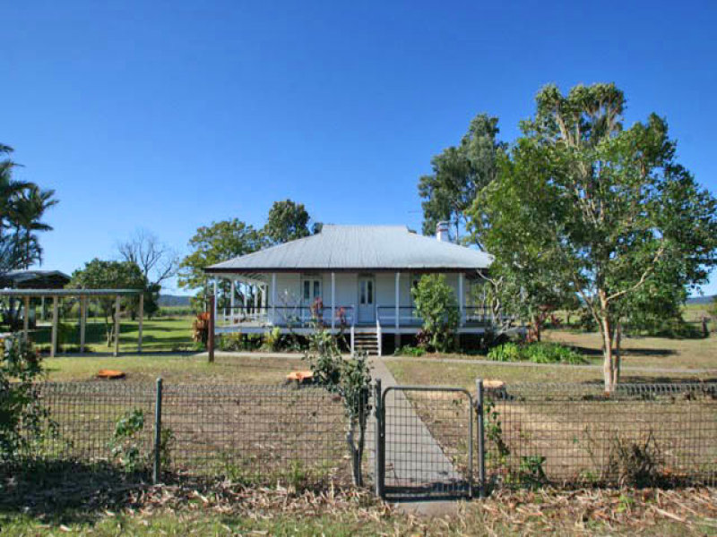 365 Woodford Dale Road, Woodford Island, NSW 2463