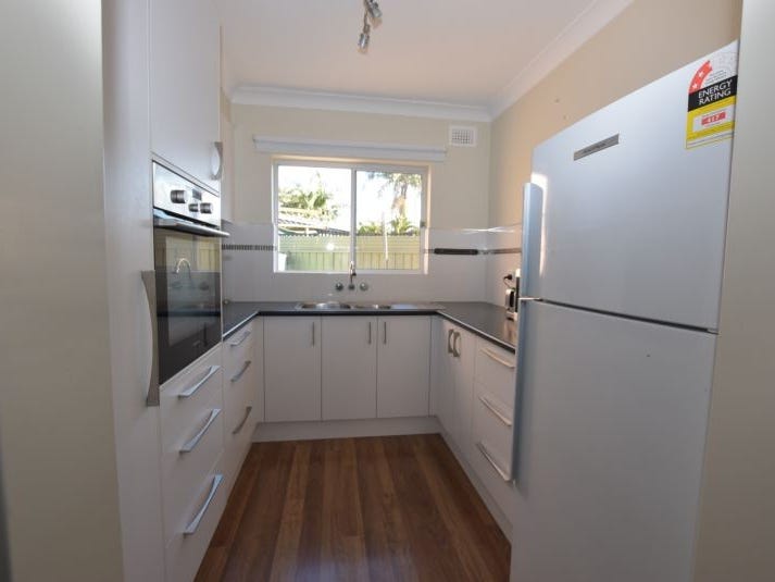 10 Wilson Street, Tuncurry, NSW 2428