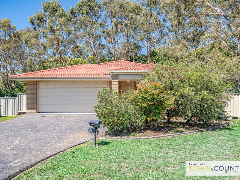 14 Earle Page Drive, Armidale, NSW 2350 Property Details