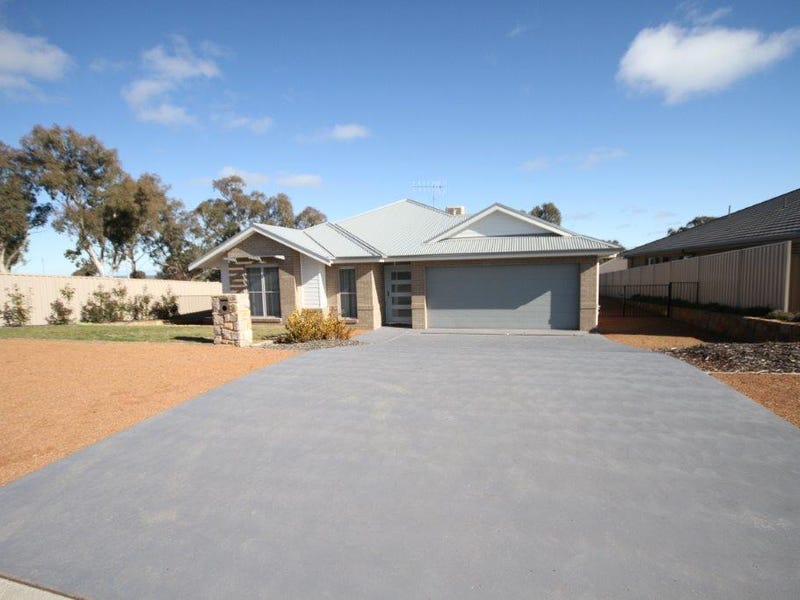 9 Mckenna Avenue, Yass, NSW 2582