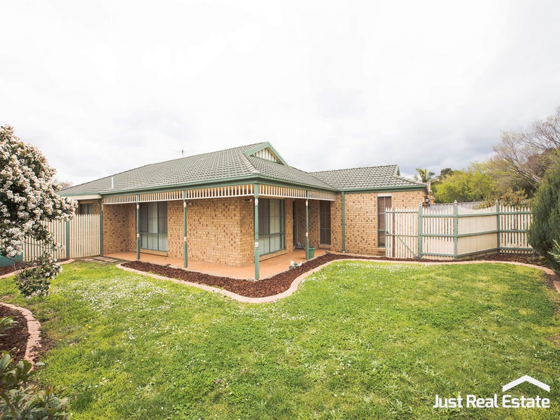 118 Bemersyde Drive, Berwick, VIC 3806