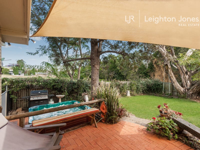 60 Dumbarton Drive, Kenmore, Qld 4069 Property Details