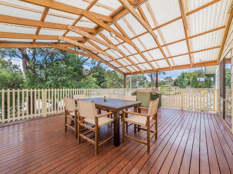 9 Plover Street, Cowes, Vic 3922 Property Details