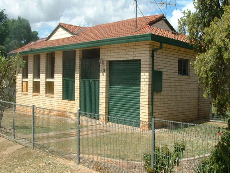 64 Gunnedah Road, West Tamworth, NSW 2340