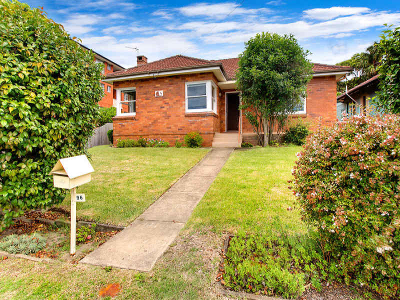 96 Harbord Road, Freshwater, NSW 2096
