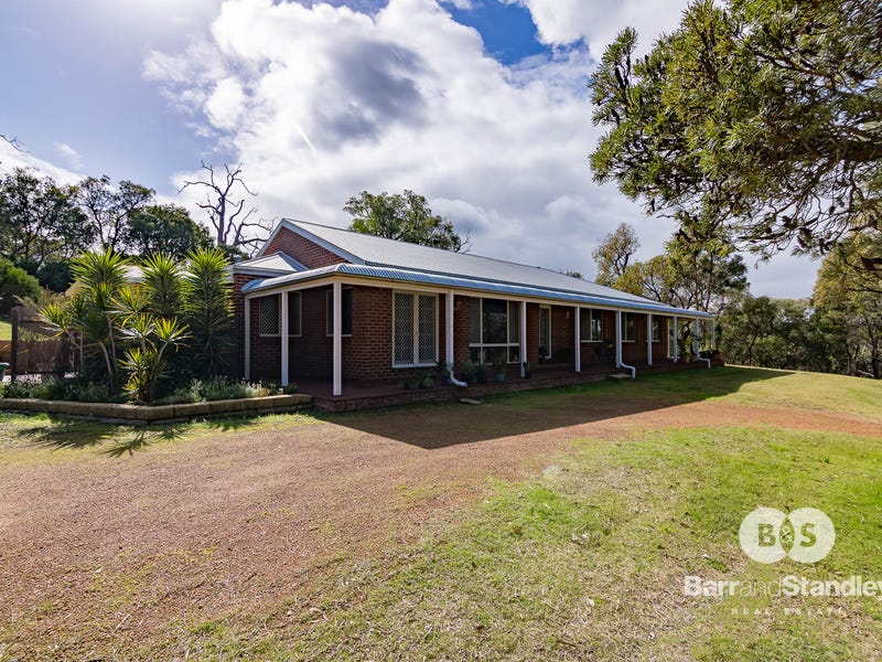 15 Australind Road, Leschenault, WA 6233 Property Details