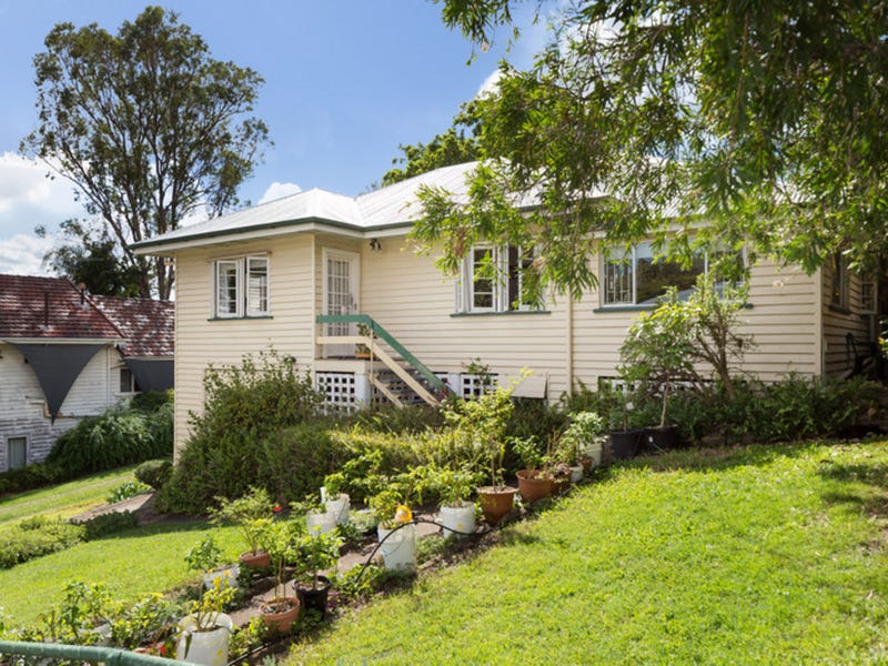 17 Waverley Street, Annerley, Qld 4103 House for Sale