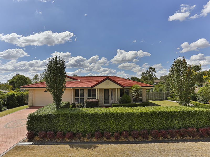 11 Westfield Drive, Westbrook, QLD 4350