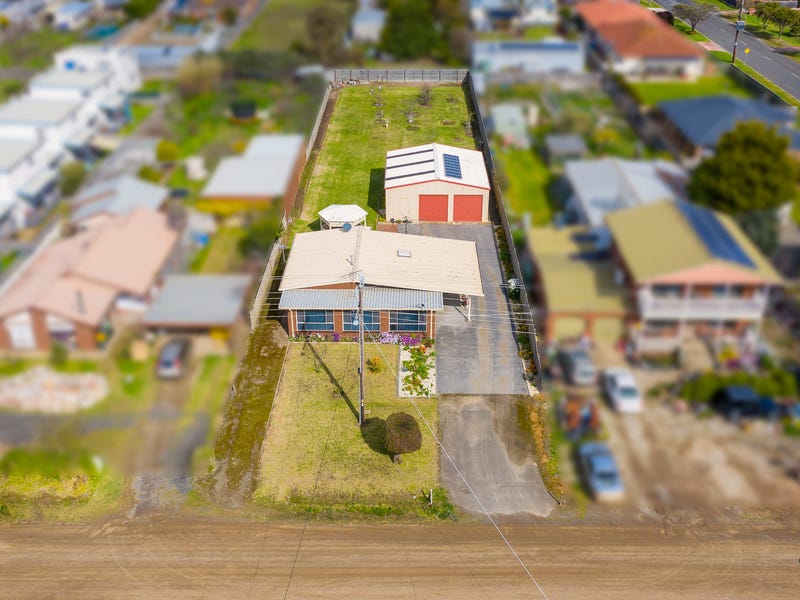 34 Ward Street, St Leonards, VIC 3223