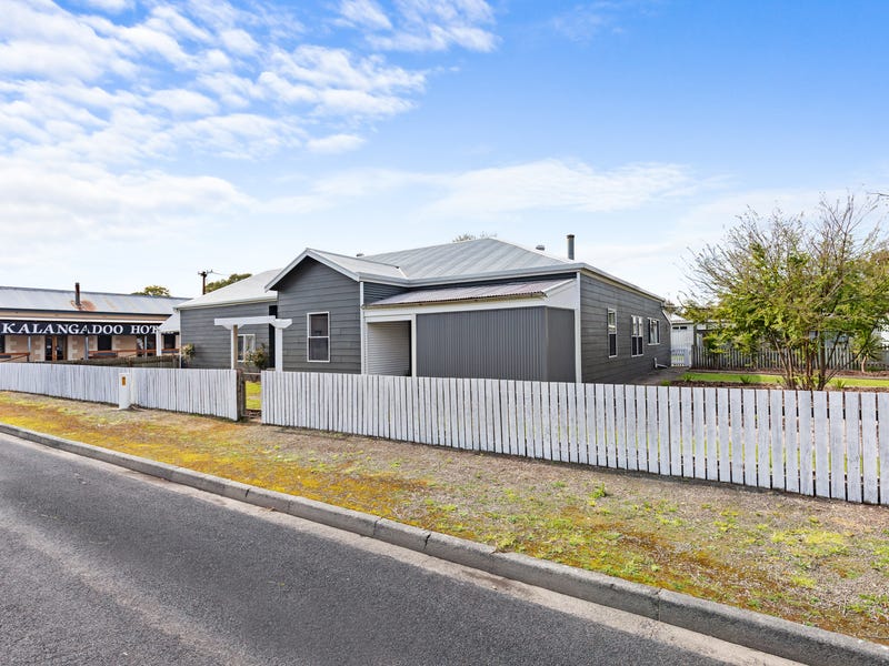 9 John Street, Kalangadoo, SA 5278 Property Details