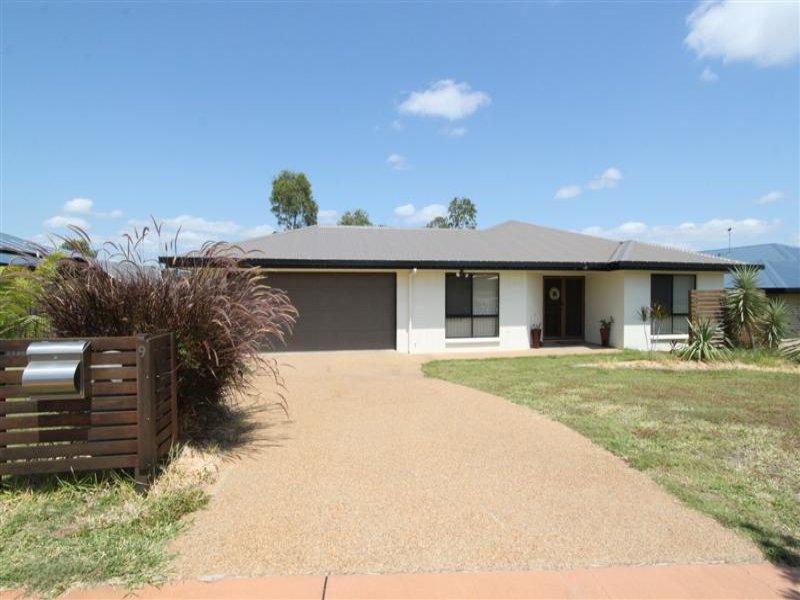 9 John Oxley Drive, Gracemere, Qld 4702 Property Details