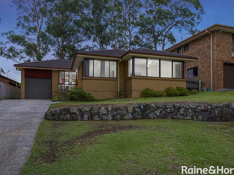 10 Avenue, Wyoming, NSW 2250