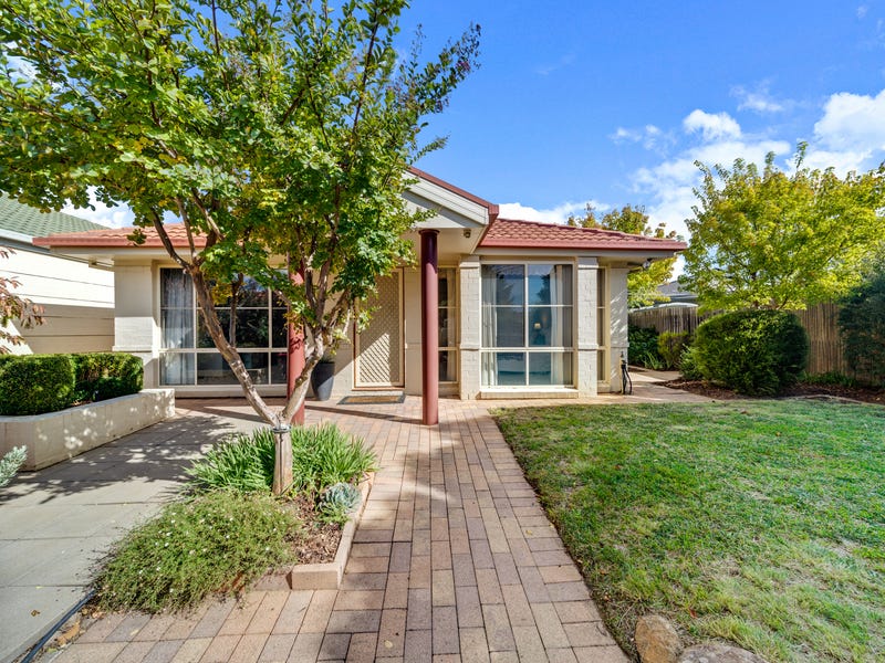 8/15 Macnaughton Street, Holt, ACT 2615 Property Details