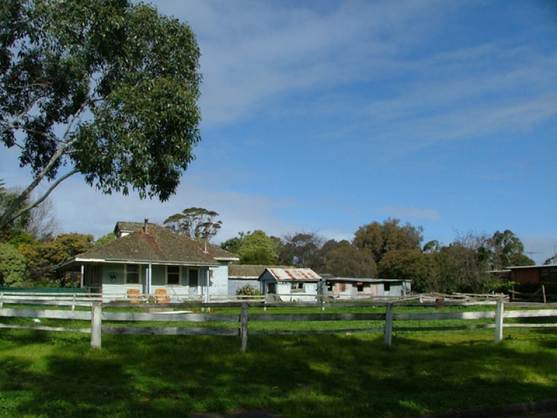 170 Canadian Bay Road, Mount Eliza, VIC 3930