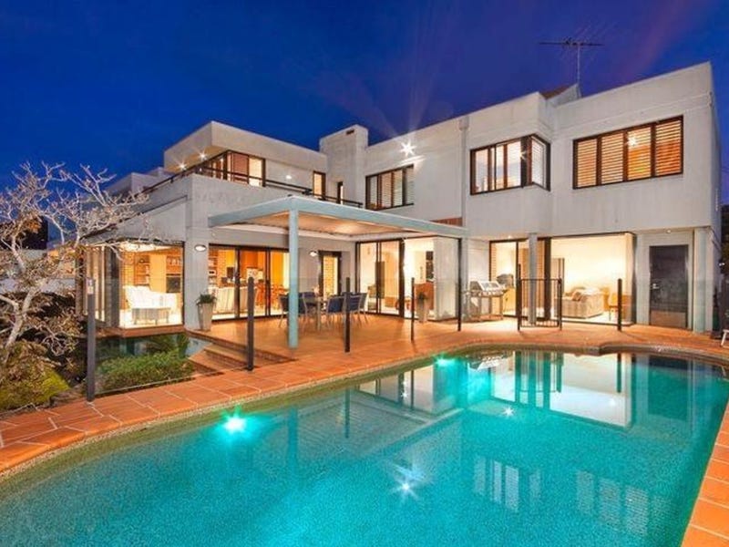 64 Moons Avenue, Lugarno, NSW 2210