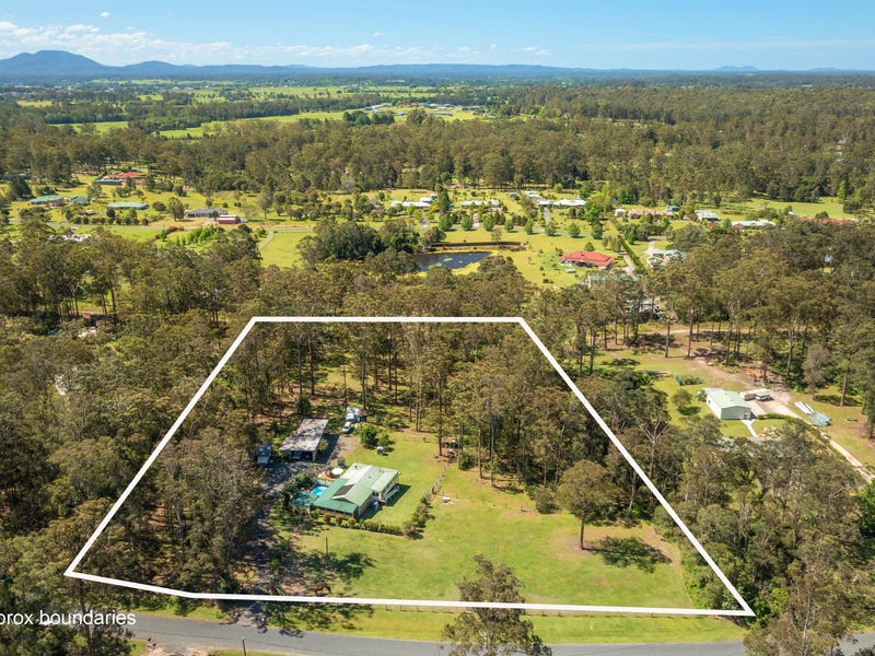 19 Jillalla Drive, King Creek, NSW 2446