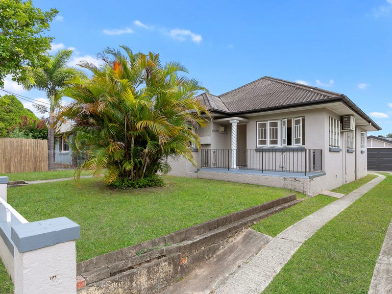 16 Broadwater Road, Mount Gravatt East, QLD 4122