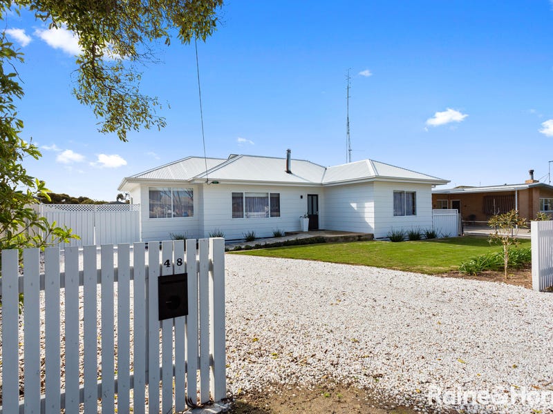 48 Tumby Bay Road, Cummins, SA 5631