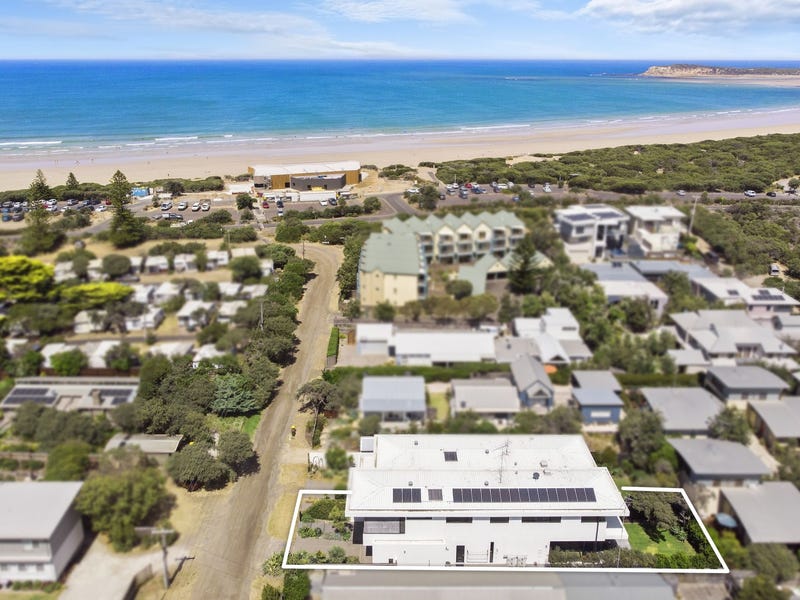 4a Inskip Street, Ocean Grove, Vic 3226 Townhouse for Sale