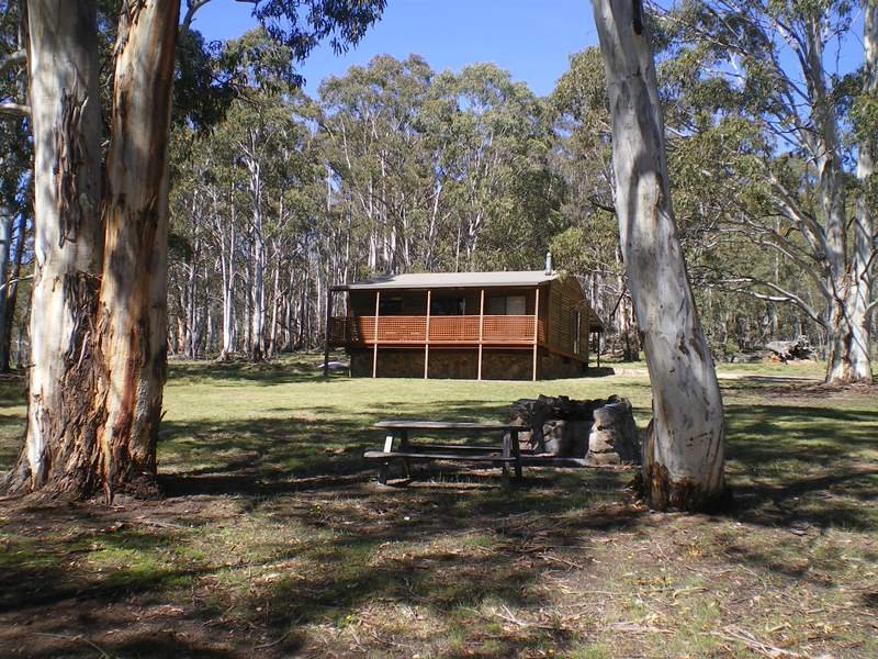 Gooandra Alpine Cottages Snowy Mnts Hwy Adaminaby Nsw 2629