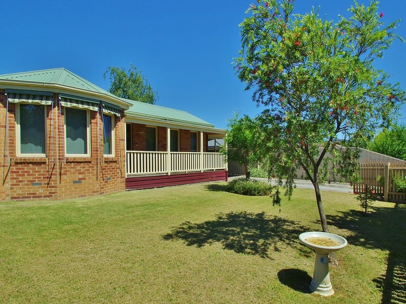 35 Smith Street, Healesville, Vic 3777 Property Details