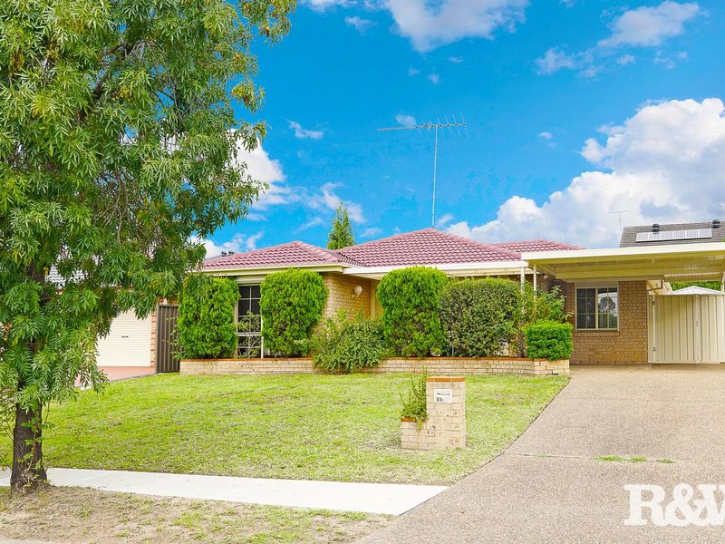 65 Explorers Way, St Clair, NSW 2759