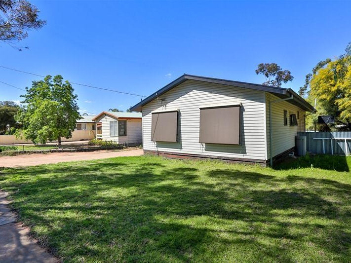 34 Commercial Street, Merbein, Vic 3505 Property Details