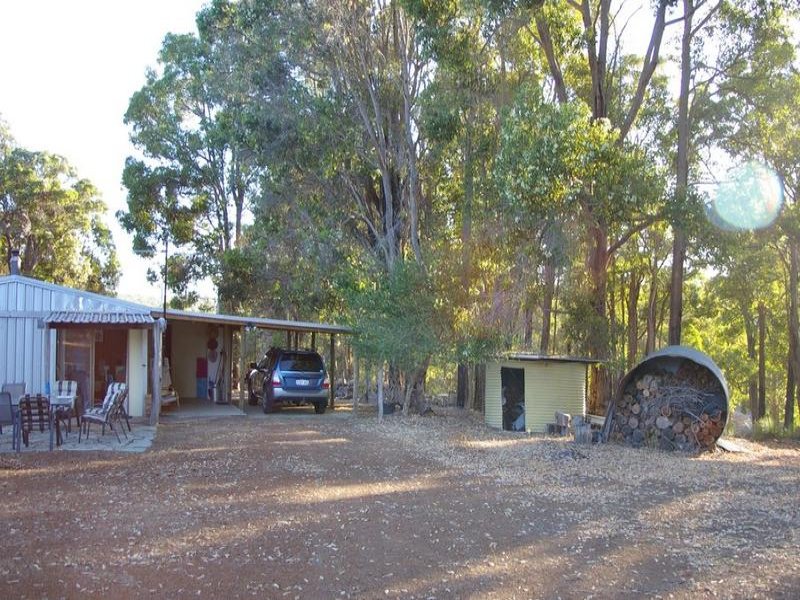 9 Denny Road, Nannup, WA 6275 Property Details