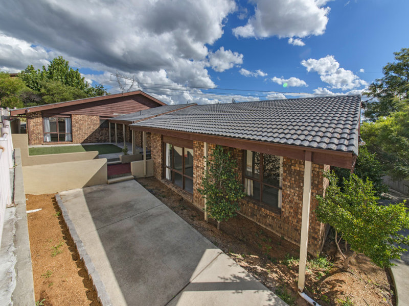 75 Dumas Street, McKellar, ACT 2617 Property Details