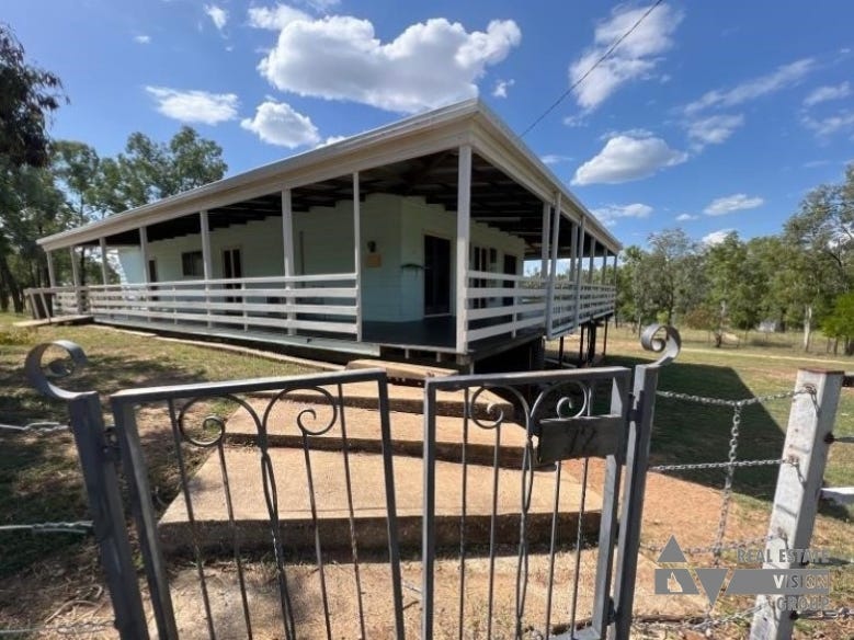 12 Steele St, Rubyvale, Qld 4702 House for Sale