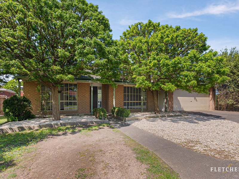 6 Dunmore Court, Cranbourne, Vic 3977 Property Details