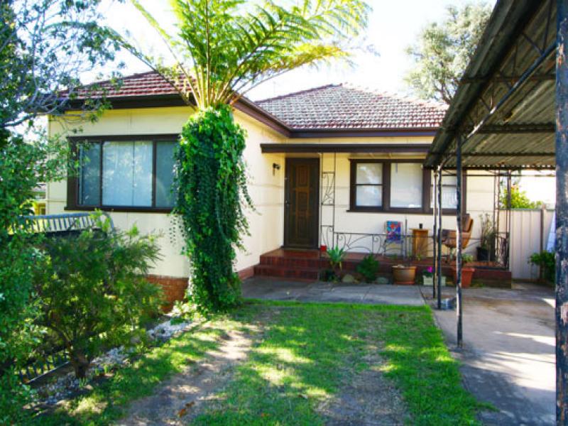 104 The Avenue, Mount Saint Thomas, NSW 2500